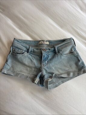 Hollister Ladies Light Blue Distressed Denim Jean Shorts